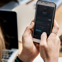 WiFi stikkontakt TY130 m/ temperaturfler