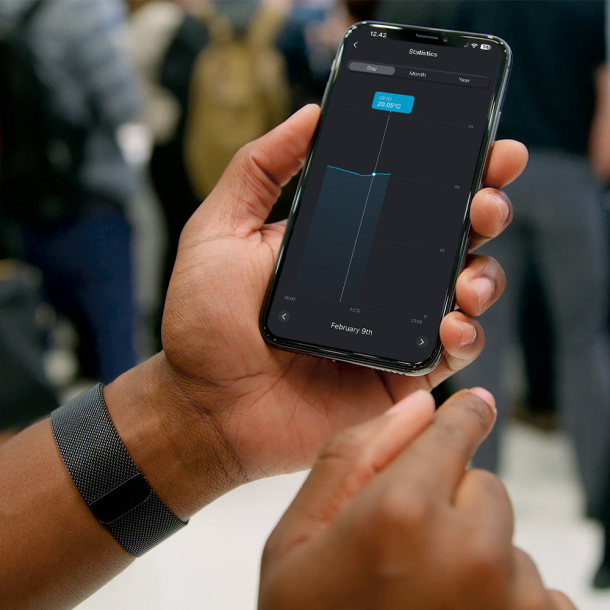 WiFi stikkontakt TY130 m/ temperaturfler