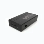Sort batteripack med indgang, udgang og on/off-knap