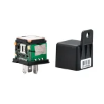 GPS-tracker rel� med printplade og monteret kabinet med stik