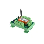 GSM-styremodul med 4 rel�udgange p� DIN-skinne, set fra modsat vinkel