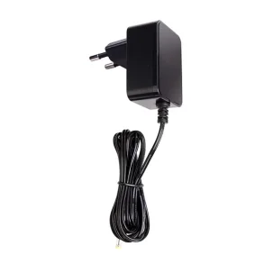 Str�madapter med EU-stik og ledning