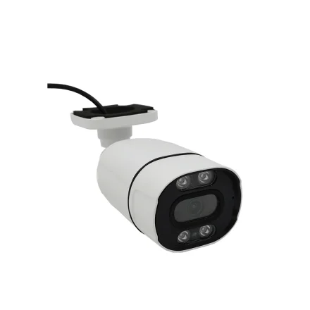 Hvid PoE bullet-kamera i 4K set skr�t forfra med infrar�de lys